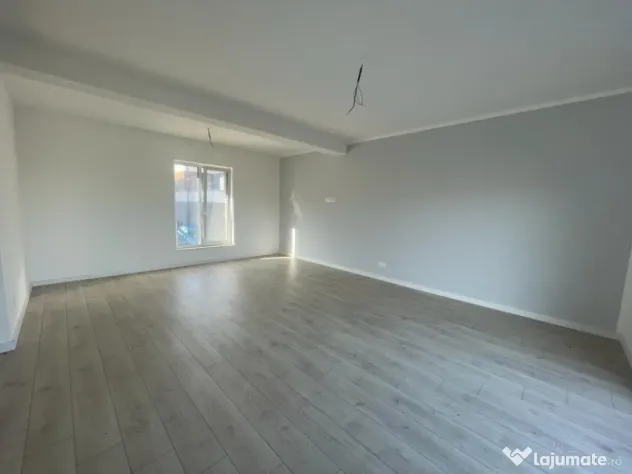 Duplex finisat pe 3 niveluri , 165 mp, ansamblu privat, zona