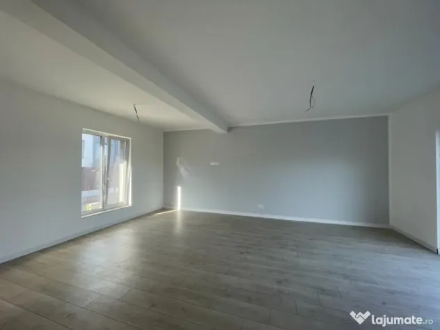 Duplex finisat pe 3 niveluri , 165 mp, ansamblu privat, zona