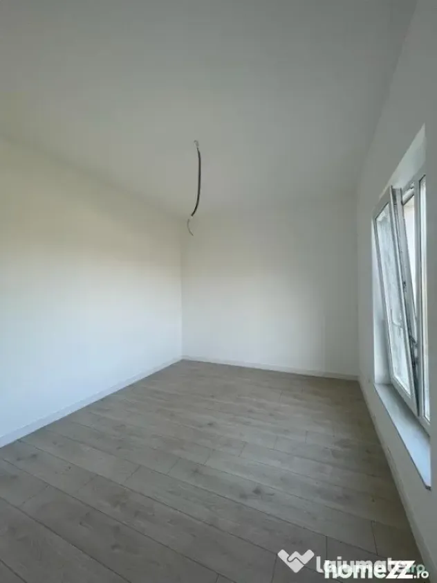 Duplex finisat pe 3 niveluri , 165 mp, ansamblu privat, zona - Floresti (Cluj)