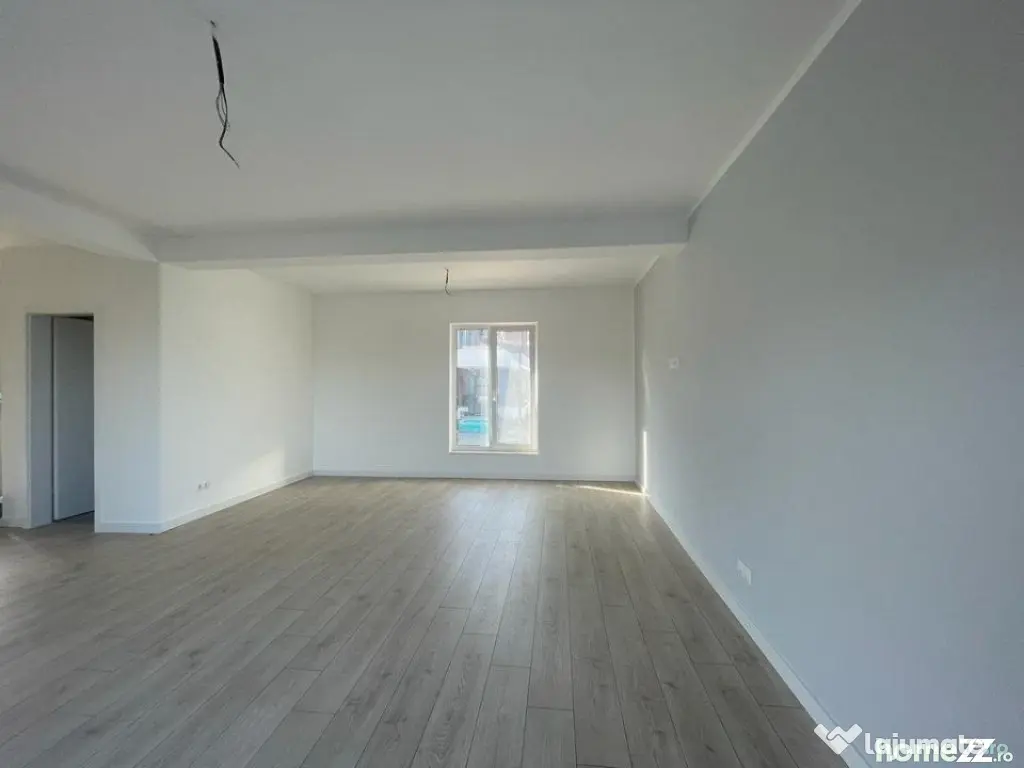 Duplex finisat pe 3 niveluri , 165 mp, ansamblu privat, zona - Floresti (Cluj)