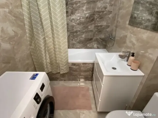 Inchiriez apartament cu 1 camera in cartierul Sopor