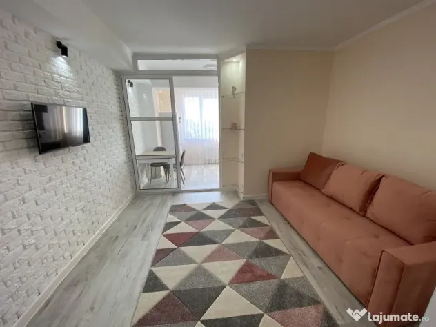Inchiriez apartament cu 1 camera in cartierul Sopor