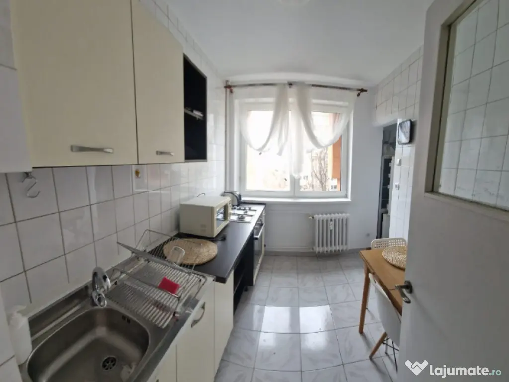 Apartament 3 camere, semidecomandat, Marasesti,Dimitrie Cantemir