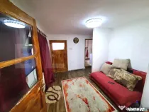 Apartament 3 camere, 90mp + pod foarte inalt, langa Piata Sf