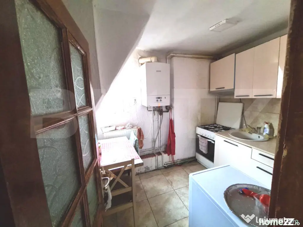 Apartament 3 camere, 90mp + pod foarte inalt, langa Piata Sf - Brasov (Brasov)