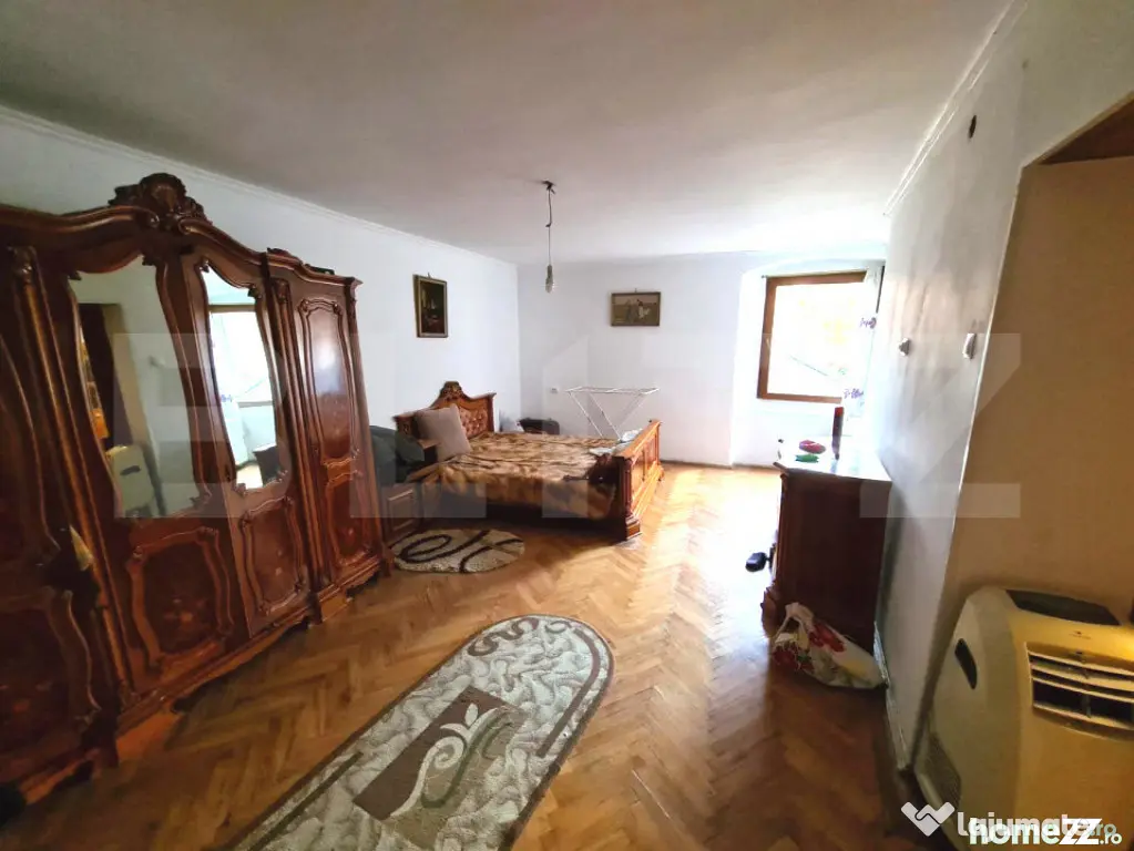 Apartament 3 camere, 90mp + pod foarte inalt, langa Piata Sf - Brasov (Brasov)