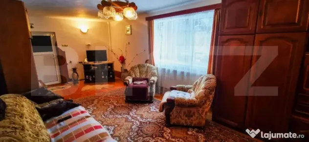 Reședință cu destinație de pensiune, 382mp utili si 1000
