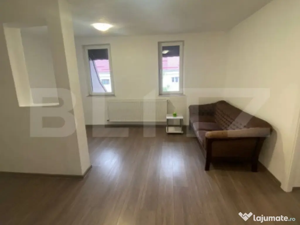 Apartament 3 camere, 72mp, zona garii