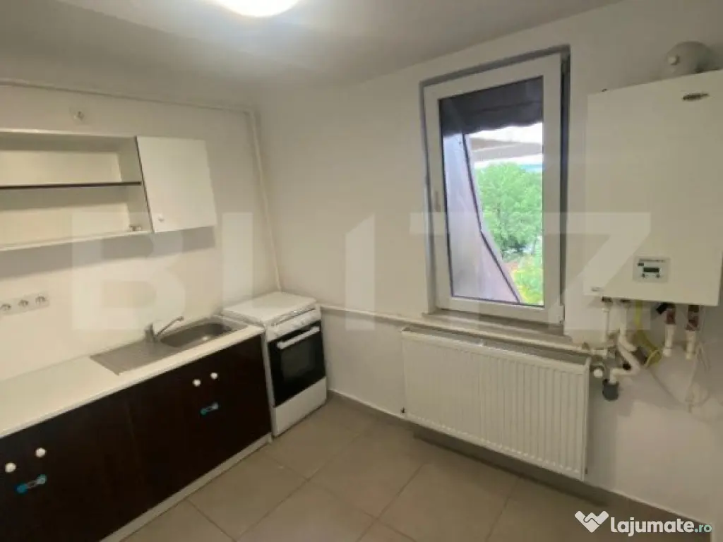 Apartament 3 camere, 72mp, zona garii