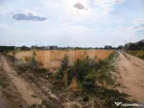 Teren intravilan 356 mp, deschidere bilaterala, in spatele V