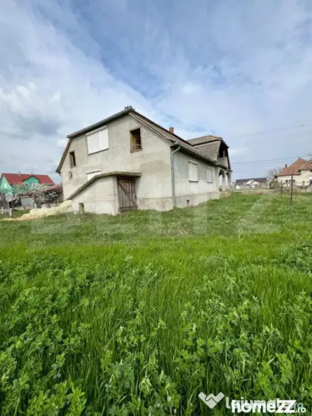 Casa de vanzare | Suprafata construita 509mp | Botiz - Botiz (Satu-Mare)