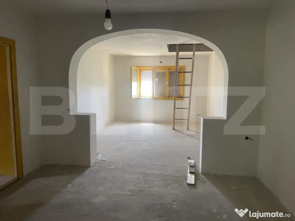 Casa de vanzare | Suprafata construita 509mp | Botiz