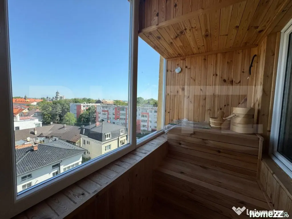 Penthouse ,4 camere , 177 mp , zona centrala ,Radauti