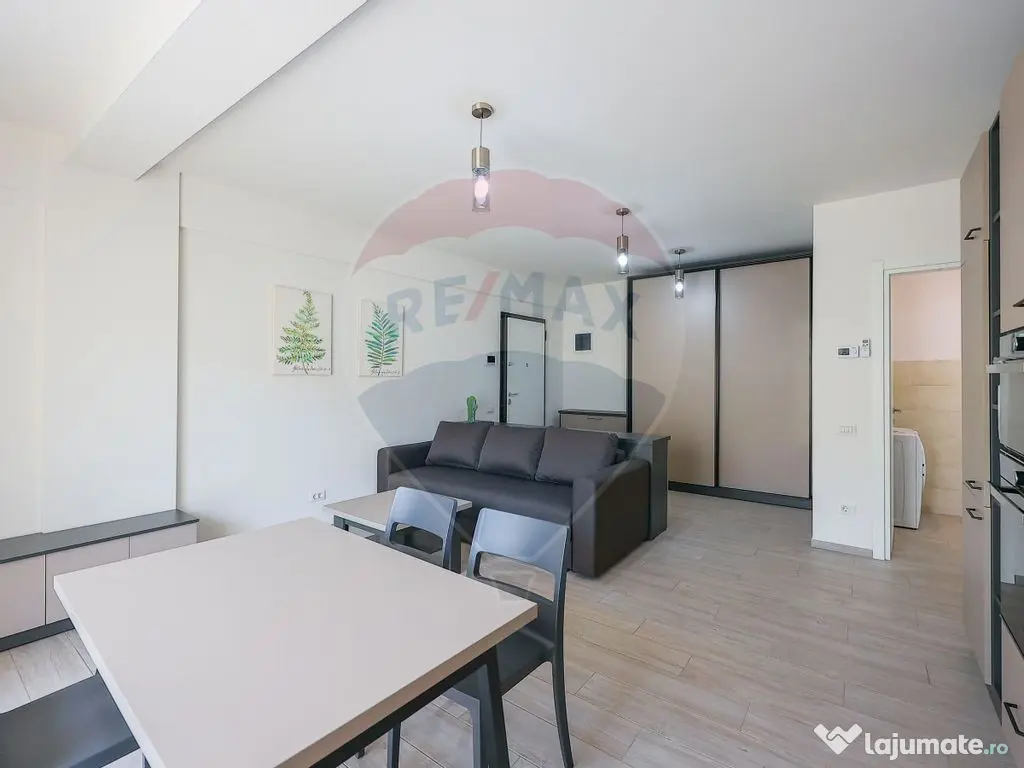 Apartamente 3 camere de închiriat ultracentral, clădire...