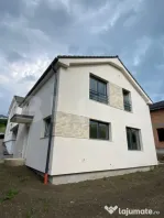 Casa cu 4 camere, 120 mp, incalzire in pardoseala, 250 mp de