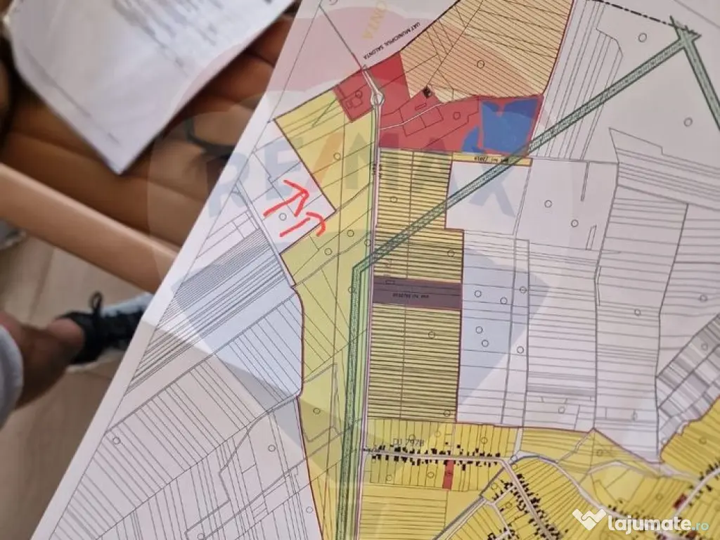 TEREN IN PARCUL INDUSTRIAL MADARAS