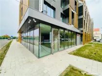 Spatiu comercial 82 mp deschidere stradala vitrina zona Blv