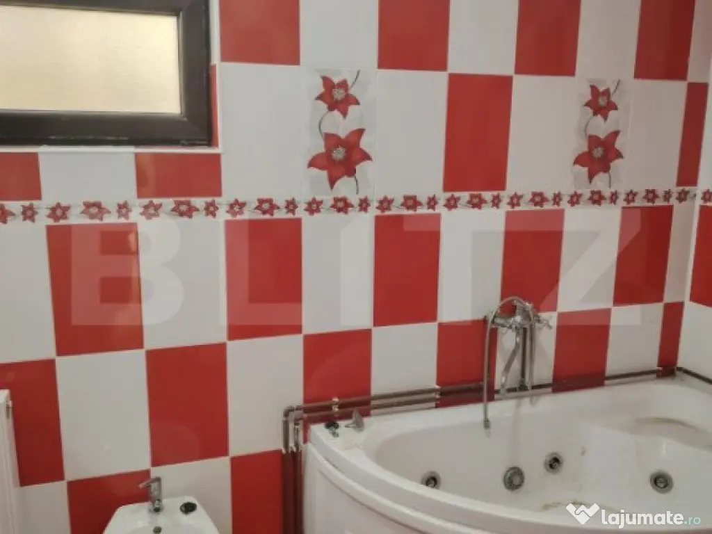 Casa de vanzare 151mp 918mp teren Razvad