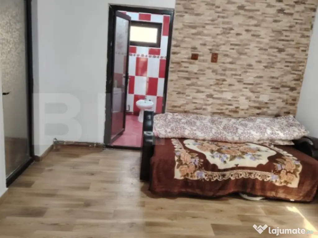 Casa de vanzare 151mp 918mp teren Razvad