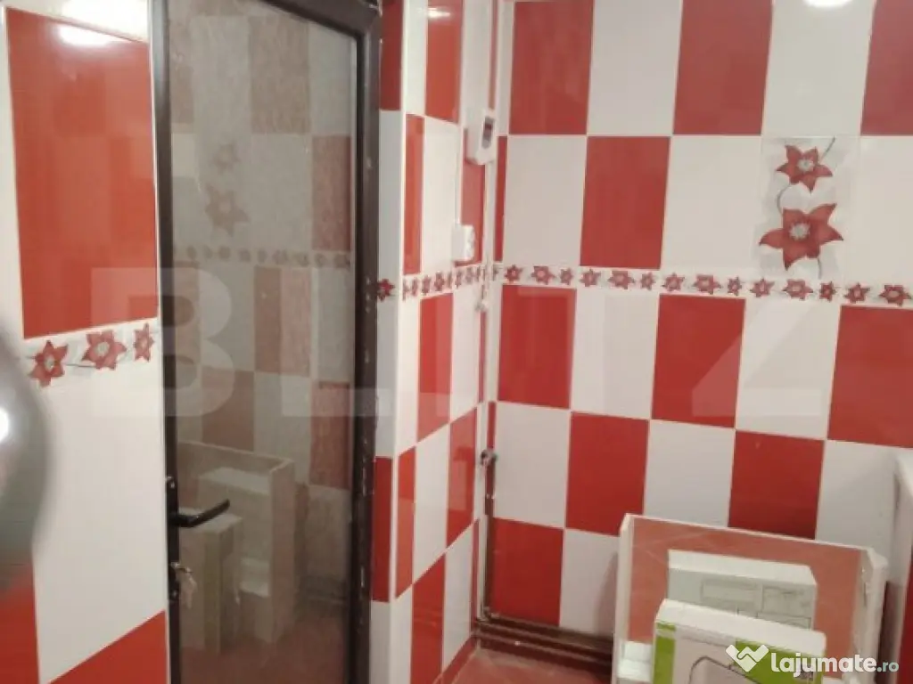 Casa de vanzare 151mp 918mp teren Razvad