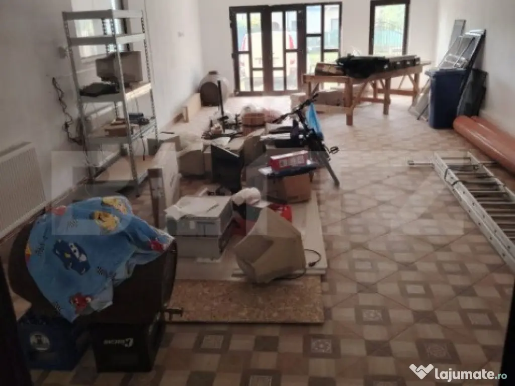 Casa de vanzare 151mp 918mp teren Razvad