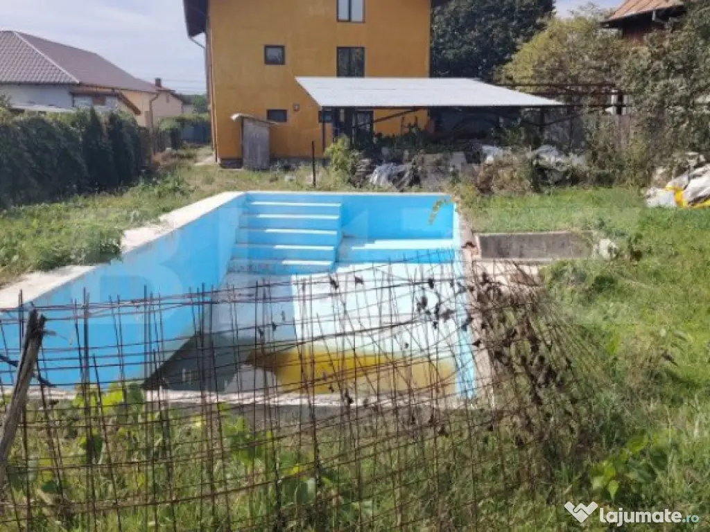 Casa de vanzare 151mp 918mp teren Razvad