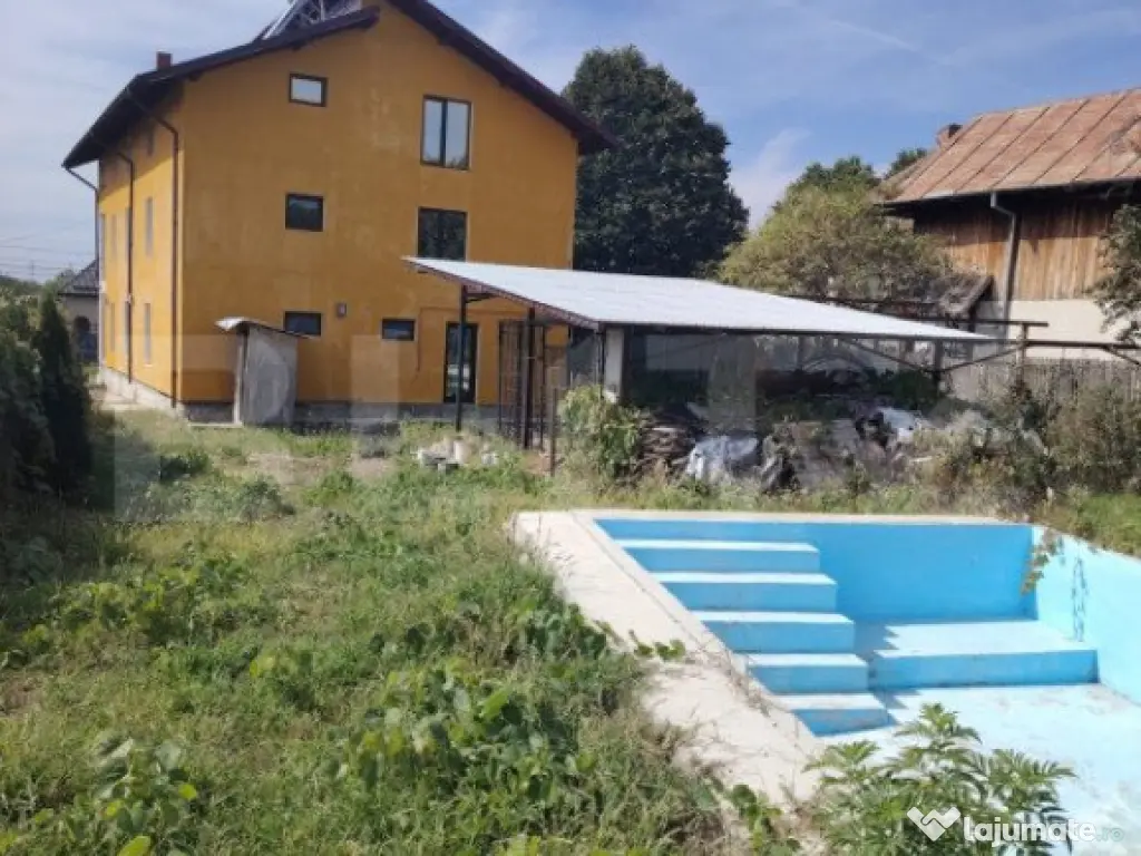 Casa de vanzare 151mp 918mp teren Razvad