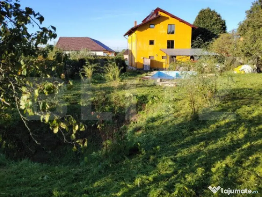 Casa de vanzare 151mp 918mp teren Razvad