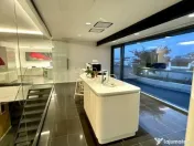 Descopera Luxul: Penthouse 414 mp în Cartierul Francez 