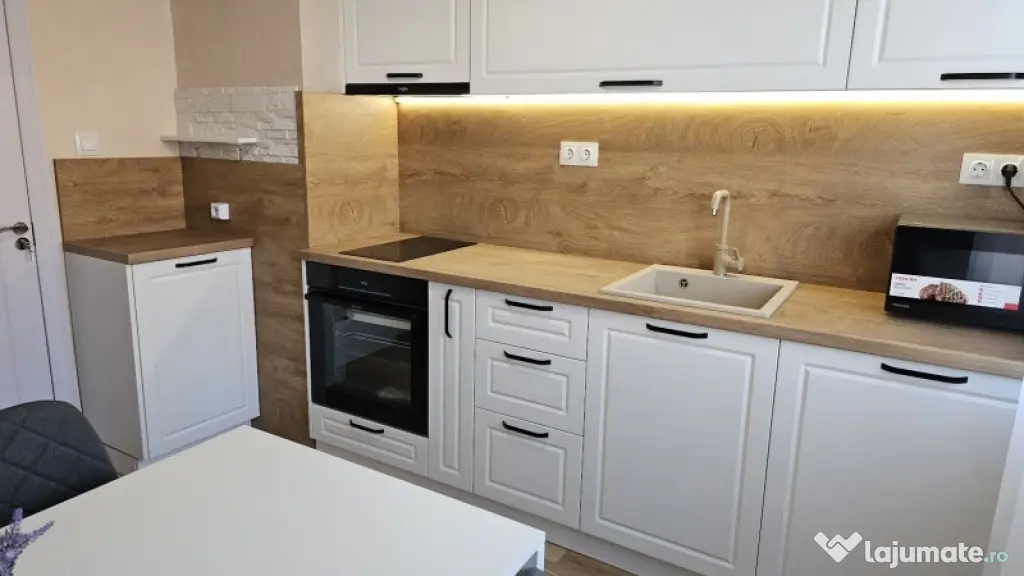 Apartament o camera de vanzare Odobescu