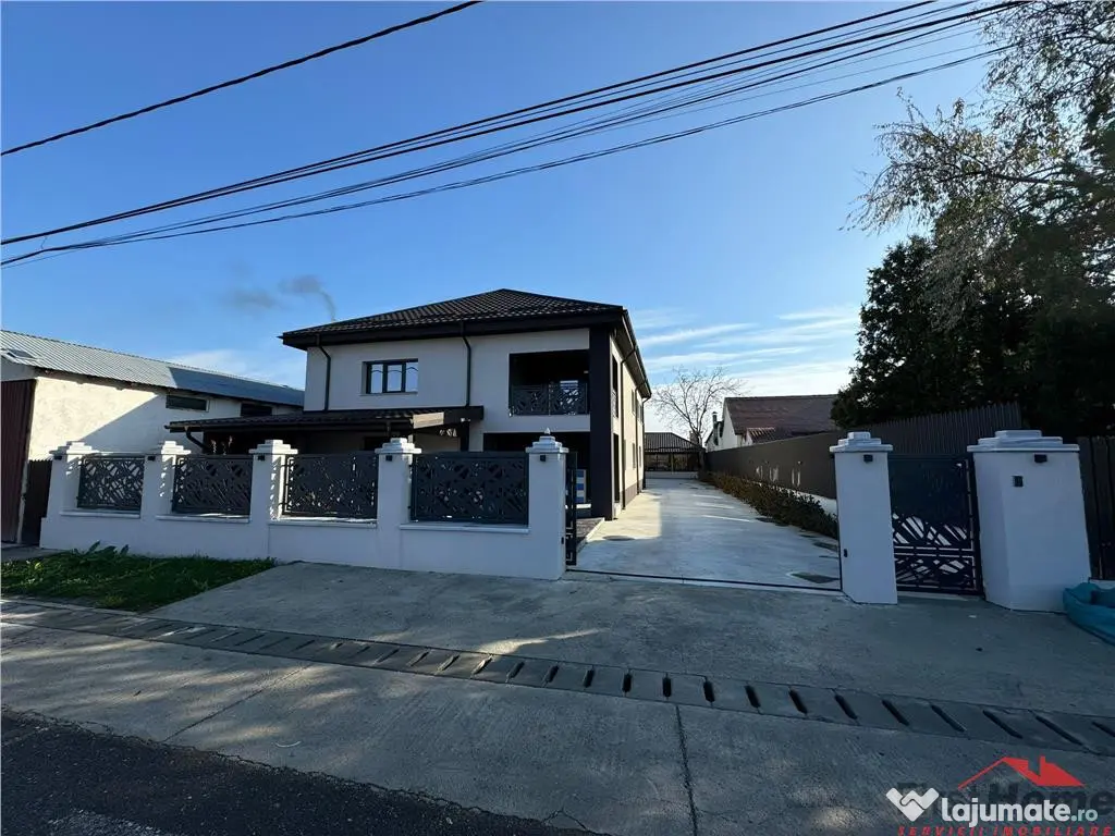 Cladire cu 3 apartamente in suprafata totala construita de 5