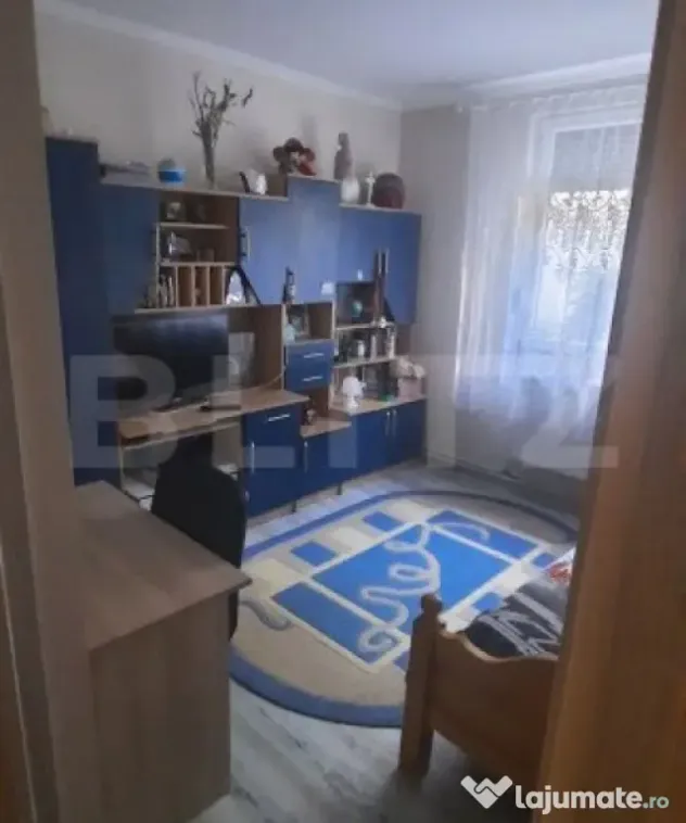 Apartament 3 camere,gradina si parcare, 52 mp, Aleea Postava