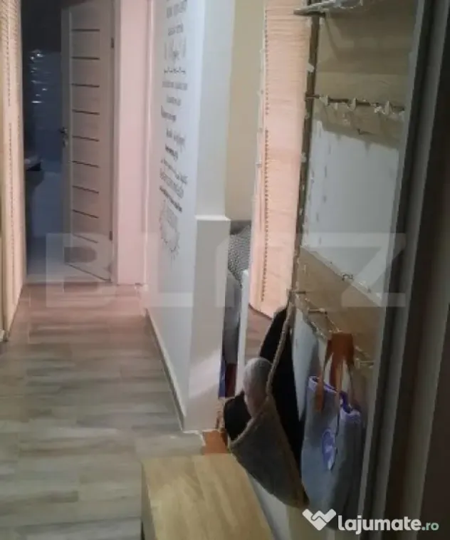 Apartament 3 camere,gradina si parcare, 52 mp, Aleea Postava