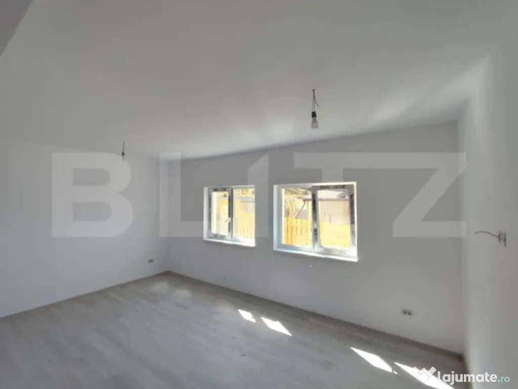 Casa cu etaj, 4 camere, 360 mp teren, Valea Lupului