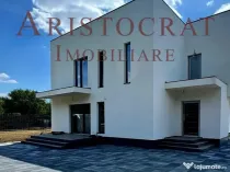 Vila individuala la alb