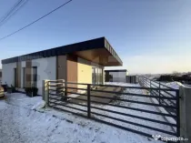 Case la preț de apartament, ,, posibilitate de rate, zona M