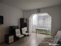 Apartament cu 3 camere, mobilat, centrala termica, zona nord