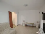Apartament cu 3 camere, mobilat, centrala termica, zona nord 