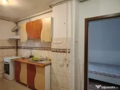 Apartament cu 3 camere, mobilat, centrala termica, zona nord 