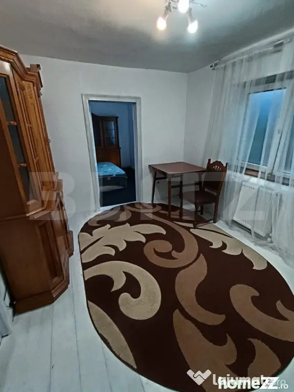 1 casă 160mp + 1 casă 110mp + garaj, pe teren 9ari, zonă - Suceava (Suceava)