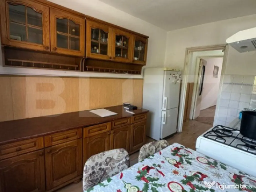 Apartament 3 camere , 63 mp , Sangeorgiu de Mures