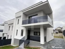 Casă tip duplex, design contemporan, ansamblu privat, zona