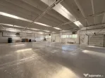 Cladire birouri , hala de productie, spatii depozitare, parc