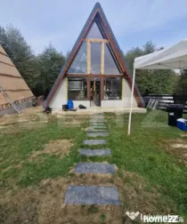 Casa de vacanta tip A- frame -Tohanita, zona superba se vind