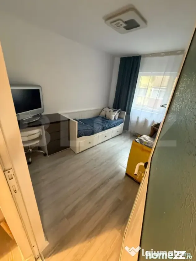 Micro 11 apartament renovat recent , 72 mp, 2 bai 3 camere - Targoviste (Dambovita)