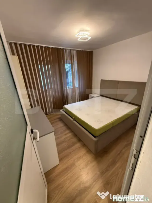 Micro 11 apartament renovat recent , 72 mp, 2 bai 3 camere - Targoviste (Dambovita)