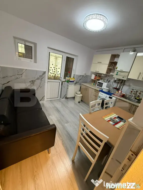 Micro 11 apartament renovat recent , 72 mp, 2 bai 3 camere - Targoviste (Dambovita)
