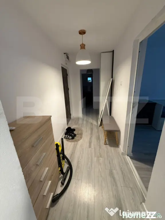 Micro 11 apartament renovat recent , 72 mp, 2 bai 3 camere - Targoviste (Dambovita)