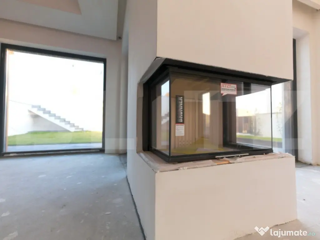 Vilă de lux cu sistem Smart Home,4 dormitoare,sală de spo