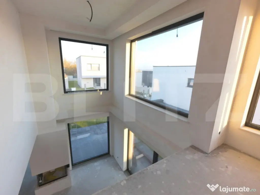 Vilă de lux cu sistem Smart Home,4 dormitoare,sală de spo